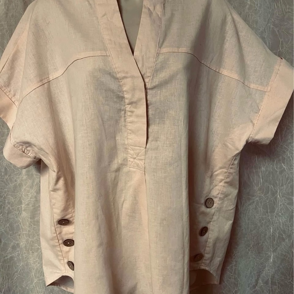 Peach color Boxy Blouse with short Sleeves - Picture 2 of 10